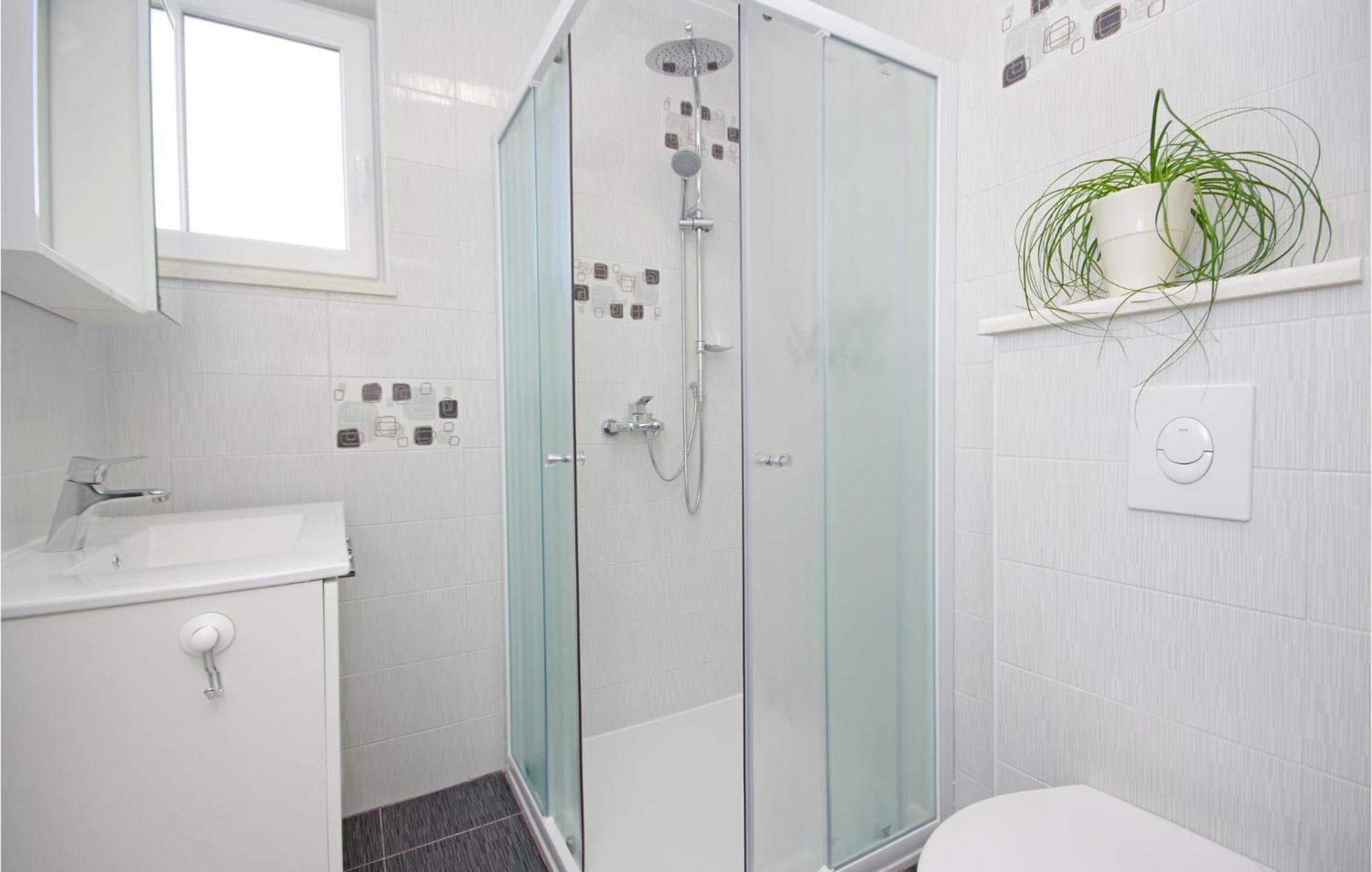 Awesome Home In Drvenik With Wifi Esterno foto